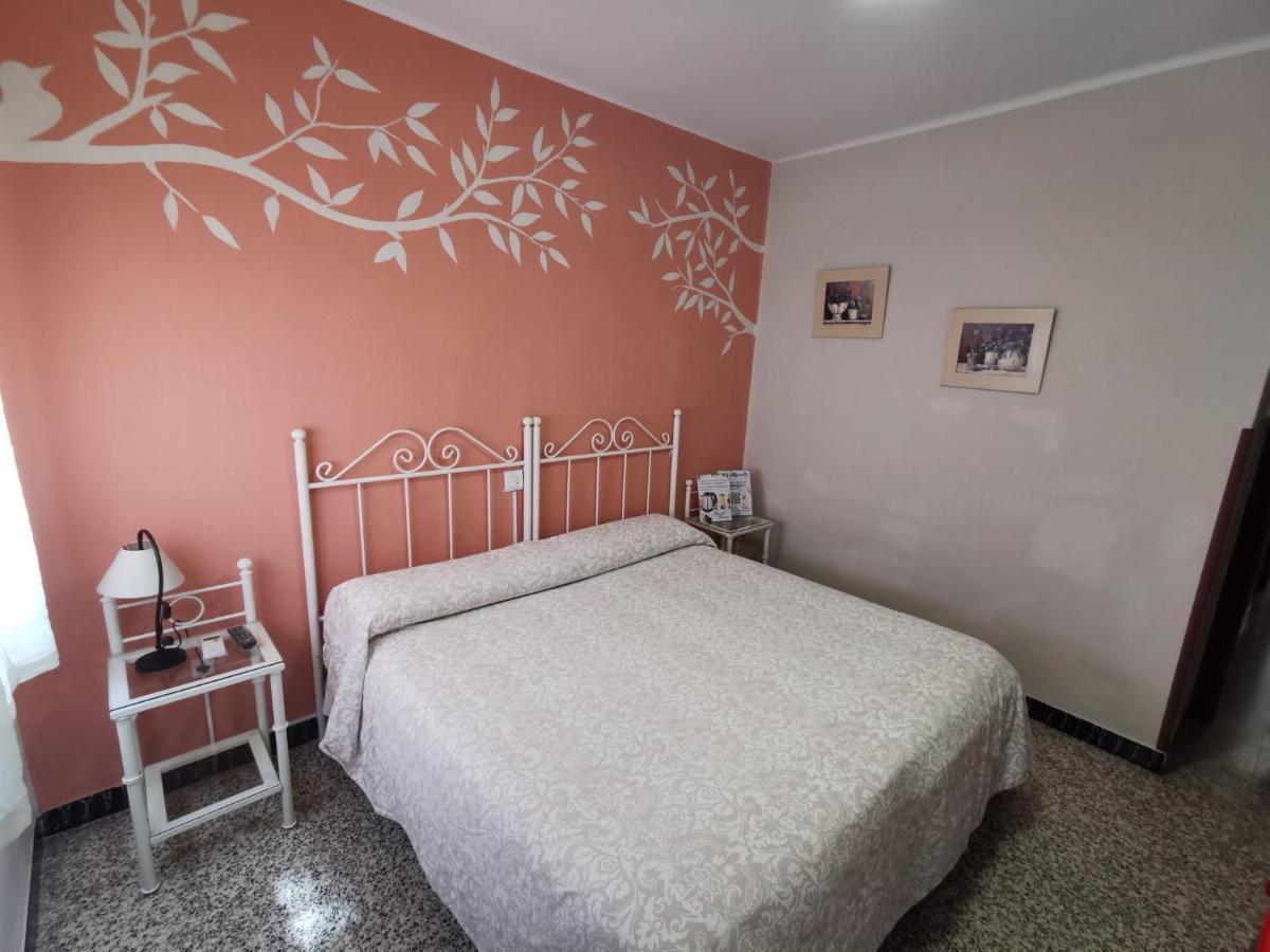 Hostal Senero Mérida Exteriör bild